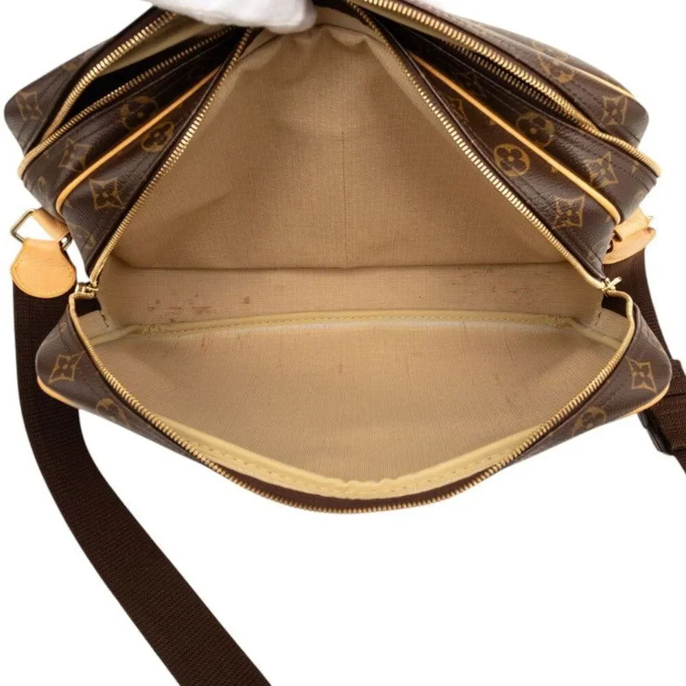 Louis Vuitton Monogram Reporter GM Shoulder Bag
